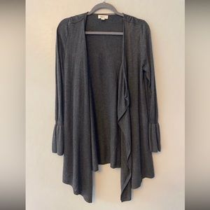 ⭐️Style & Co gray open Cardigan with flared sleeves size small